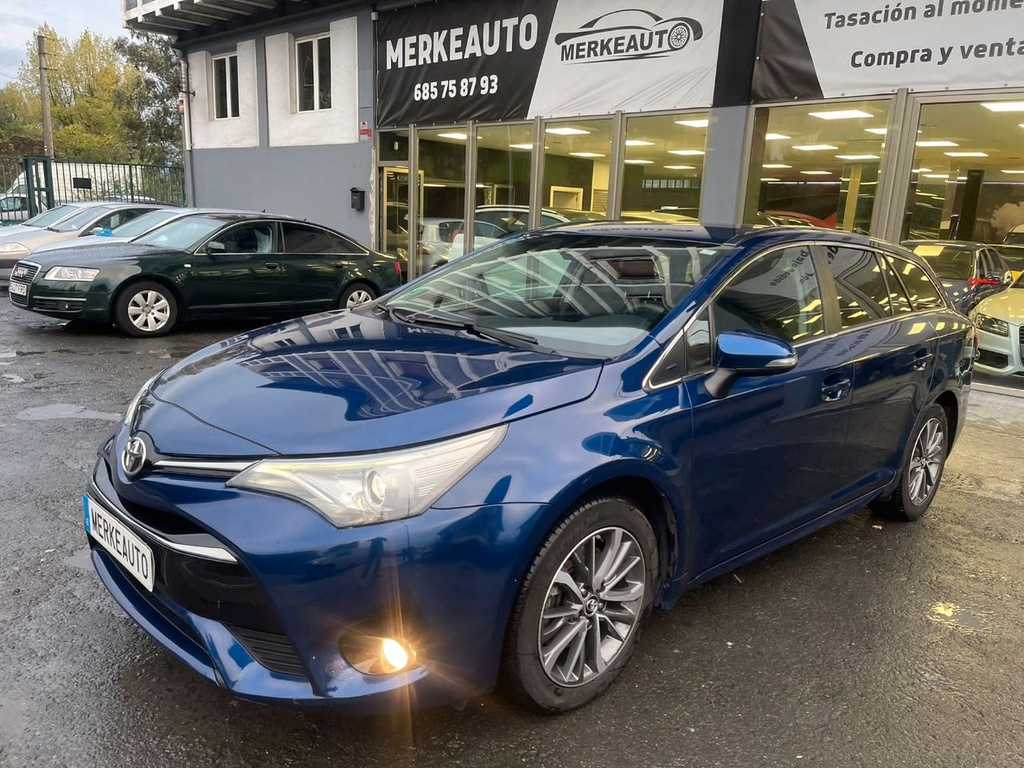 TOYOTA Avensis 2.0 150D EXECUTIVE TS